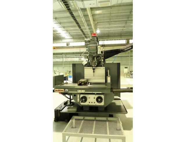 cnc milling makino Model: BN2-85 Year: 1988 Control system: Fanuc OM Country of origin: Japan Number of axis: 3 Work table size: 1350x500 mm cnc milling makino Model: BN2-85 Year: 1988 Control system: Fanuc OM Country of origin: Japan Number of axis: 3 Work table size: 1350x500 mm