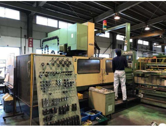 นำเข้าจากประเทศญี่ปุ่น "Mori Seiki" Cnc Machining Center Model: MV-80 Control Fanuc 15M Work table size: 2,500x800 mm X axis travel: 2,000 mm Y axis travel: 800 mm Z axis travel: 750 mm Spindle : Bt-50 Spindle speed: 50~3,5oo rpm นำเข้าจากประเทศญี่ปุ่น "Mori Seiki" Cnc Machining Center Model: MV-80 Control Fanuc 15M Work table size: 2,500x800 mm X axis travel: 2,000 mm Y axis travel: 800 mm Z axis travel: 750 mm Spindle : Bt-50 Spindle speed: 50~3,5oo rpm