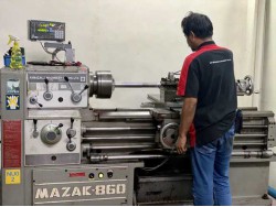 รับงาน กลึง กัด ไส ปาด คว้าน มิลลิ่ง เจียระไน เจาะรู ต๊าปเกลียว งานแมชชีนโลหะขนาดใหญ่ รับงาน กลึง กัด ไส ปาด คว้าน มิลลิ่ง เจียระไน เจาะรู ต๊าปเกลียว งานแมชชีนโลหะขนาดใหญ่