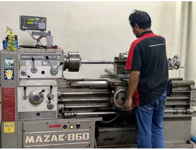 รับงาน กลึง กัด ไส ปาด คว้าน มิลลิ่ง เจียระไน เจาะรู ต๊าปเกลียว งานแมชชีนโลหะขนาดใหญ่ รับงาน กลึง กัด ไส ปาด คว้าน มิลลิ่ง เจียระไน เจาะรู ต๊าปเกลียว งานแมชชีนโลหะขนาดใหญ่