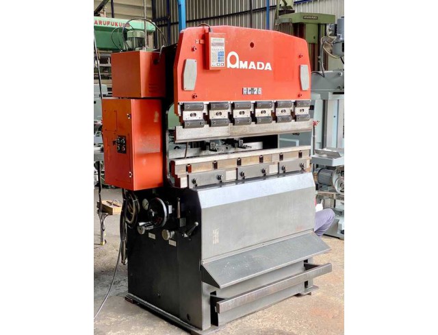 ขายเครื่องพับ AMADA RG-25 ขนาด 4ฟุต ออโตแบ็คเกจ ราคา 215,000 บาท ขายเครื่องพับ AMADA RG-25 ขนาด 4ฟุต ออโตแบ็คเกจ ราคา 215,000 บาท