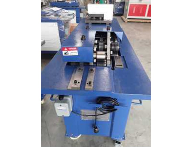 ขายเครื่องรีดตะเข็บ สอบถามโทร 097-0628188 ตัส ขายเครื่องรีดตะเข็บ สอบถามโทร 097-0628188 ตัส