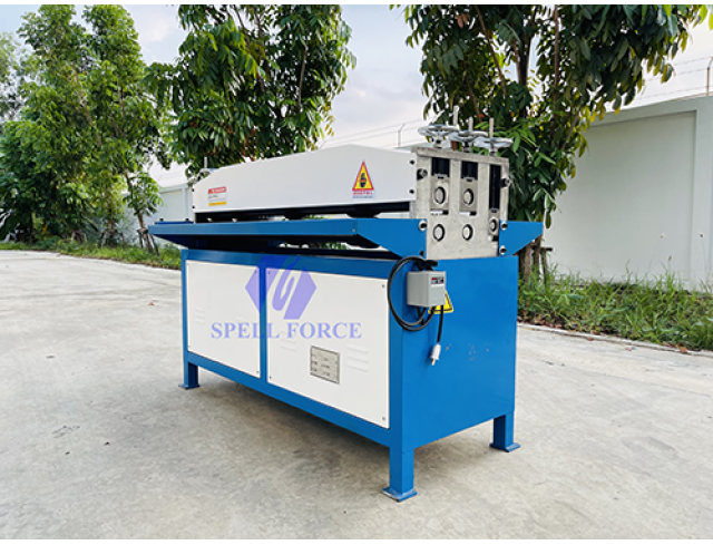 เครื่องรีดเสริมแข็ง งานท่อลม งานดักท์เมท เครื่องรีดเสริมแข็ง งานท่อลม งานดักท์เมท