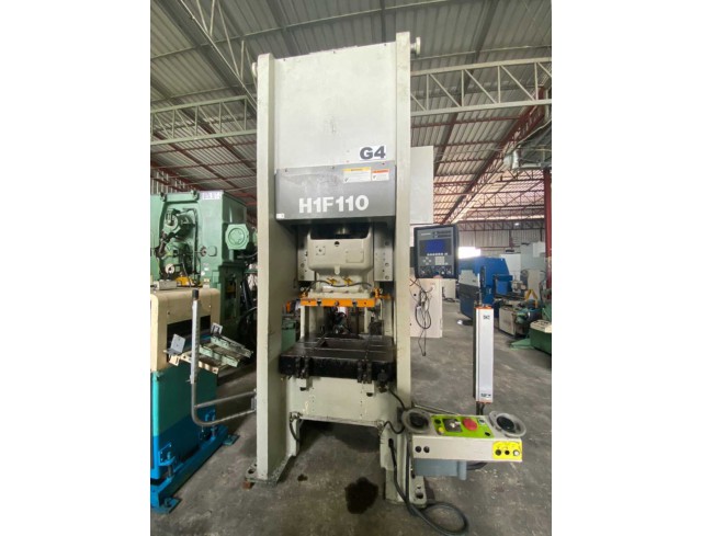 เครื่องปั๊ม 110 ตัน servo พร้อมชุด auto camp โทร 0637413918 เครื่องปั๊ม 110 ตัน servo พร้อมชุด auto camp โทร 0637413918