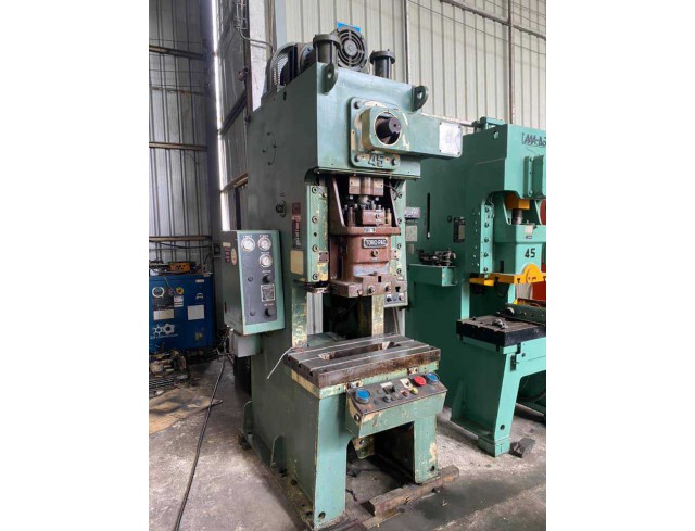 เครื่อง ปั้ม ยี่ห้อ AMADA รุ่น TP-45C (1990) เครื่อง ปั้ม ยี่ห้อ AMADA รุ่น TP-45C (1990)