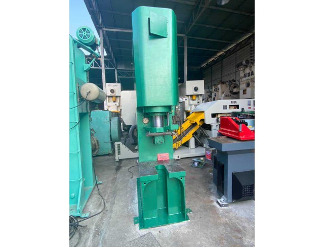 เครื่องดัดท่อไฮโดรลิคTowaญี่ปุ่น เครื่องดัดท่อไฮโดรลิคTowaญี่ปุ่น