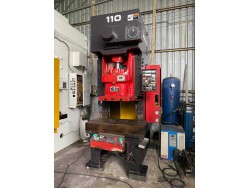 เครื่องปั๊ม80ตัน Amada เครื่องปั๊ม80ตัน Amada