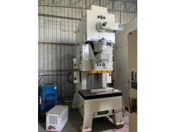 ขายเครื่องปั้ม 110 ton ขายเครื่องปั้ม 110 ton