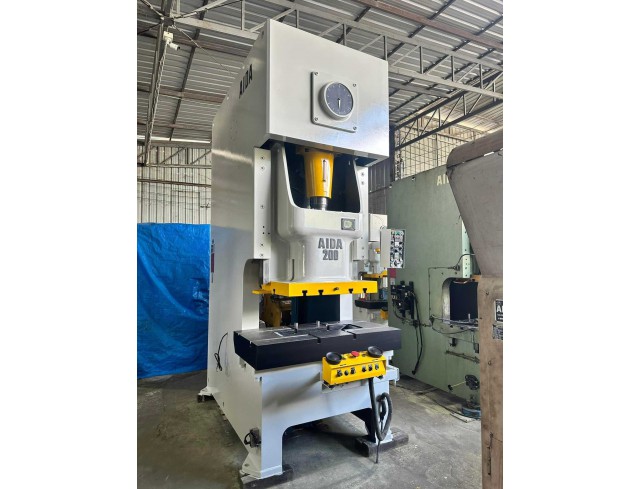 เครื่องปั้ม AIDA 200 ton ปี 1997.9 เครื่องปั้ม AIDA 200 ton ปี 1997.9