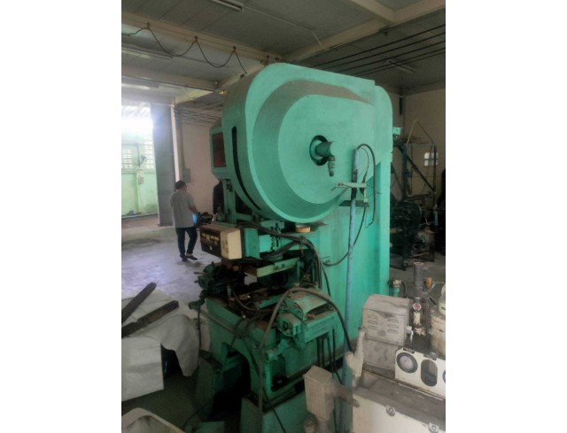 เครื่องปั้ม Lobby เครื่องปั้ม Lobby