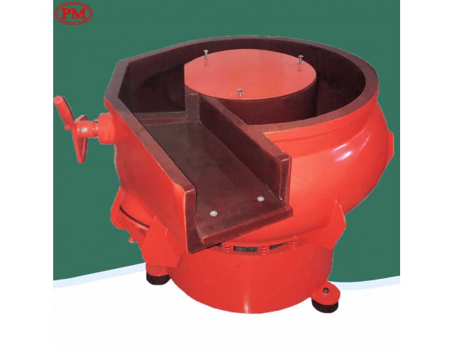 เครื่องขัดผิวโลหะแบบเขย่า (มีสะพานแยกชิ้นงาน) (Vibratory finishing machine with Separator) เครื่องขัดผิวโลหะแบบเขย่า (มีสะพานแยกชิ้นงาน) (Vibratory finishing machine with Separator)