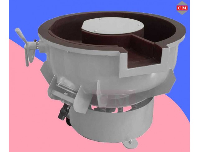 เครื่องขัดผิวโลหะแบบเขย่า (มีสะพานแยกชิ้นงาน) (Vibratory finishing machine with Separator) เครื่องขัดผิวโลหะแบบเขย่า (มีสะพานแยกชิ้นงาน) (Vibratory finishing machine with Separator)