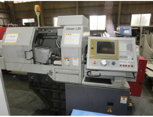 ขายเครื่อง auto lathe L-20VII Cincom 