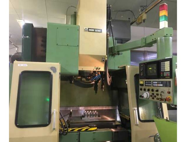 Machining center MORISEIKI MV40A T:900ｘ450mm