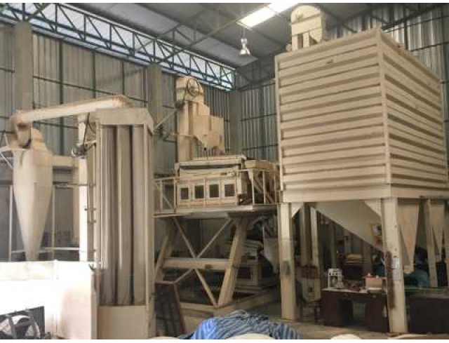 เครื่องร่อนกะเทาะเปลือกเมล็ดธัญพืช มือสอง