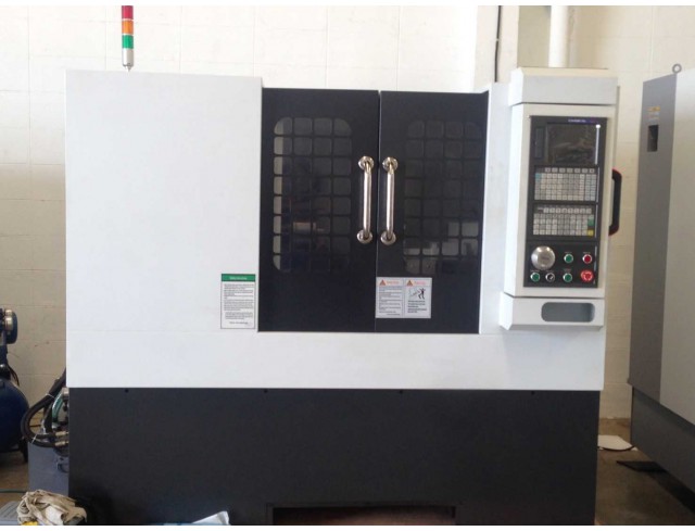 CNC LATHE MACHINE