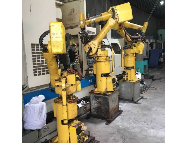  "Fanuc" Robot S Model 10 Year 