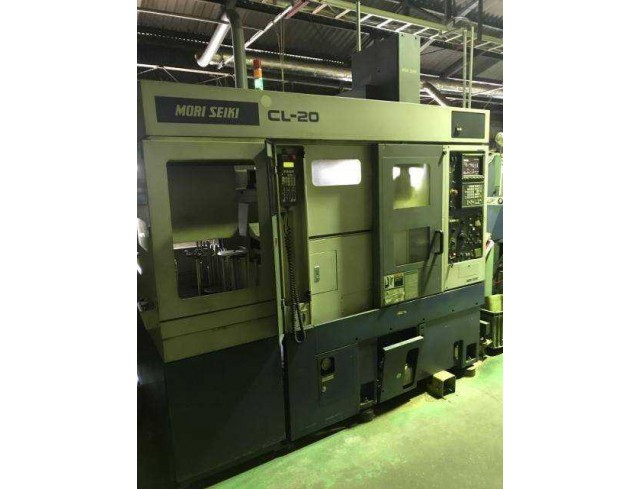  "Mori Seiki" CL-20 Year 1996 MF-T8 (Fanuc 18T) With Tail Stock And Chip Conveyor Robot Loader