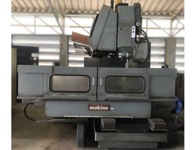 "MAKINO" MILLING MODEL CGN25 SER No.A02B-0060-B201