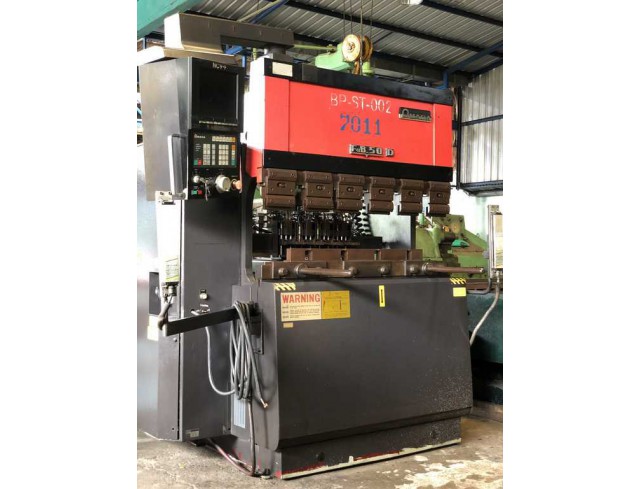 ขายเครื่องพับ AMADA FBD-5012 ขนาด 4ฟุต แรงกด 50 ตัน ตามสภาพ ราคา 195,000 บาท