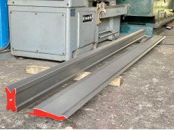 รับทำ ซ่อมชุดทูลของเครื่องพับโลหะ ใบพับ PUNCH ร่องพับ V-Die ชุดทูลต่างๆของเครื่อง PRESS BRAKE และรับเจียระไนคมใบมีดตัดโลหะเครื่อง SHEARING รองรับใบมีดยาวทุกขนาด