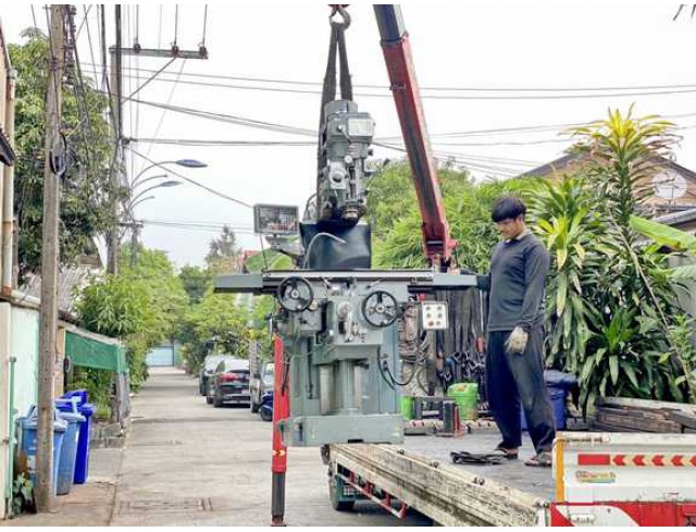 รับซื้อเครื่องจักรกลงานโลหะ ประมูลเครื่องจักรกลต่างๆ เครื่องกลึง มิลลิ่ง ไส ปาด เจียรราบ เจียรกลม เครื่องตัด เครื่องพับ ม้วน ปั๊ม เลื่อย CNC ซากเครื่องจักรและอื่นๆที่เกียวกับงานโลหะ