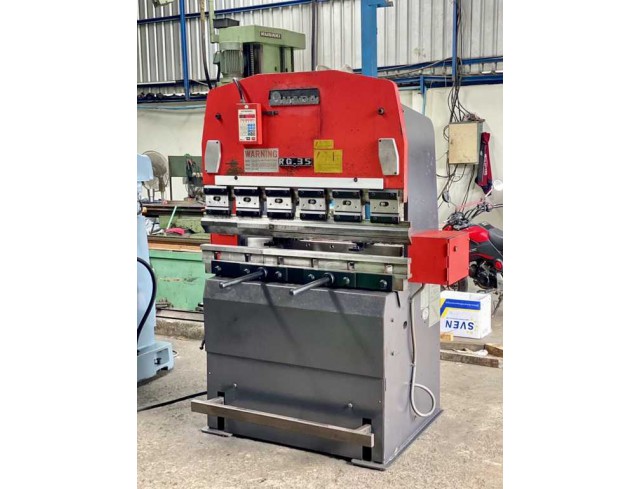 ขายเครื่องพับ AMADA RG-35S ขนาด 4ฟุต ออโตแบ็คเกจ ทูลเต็มหน้า ราคา 268,000 บาท
