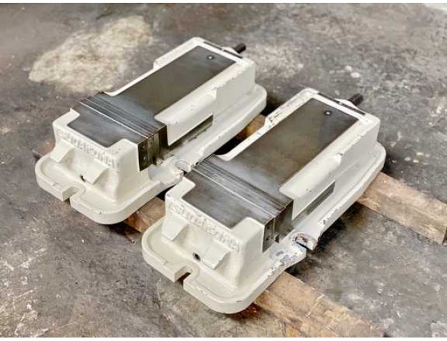 ขายปากกาญี่ปุ่น TSUDAKOMA 8นิ้ว เหมา 2ตัว 20,000 บาท