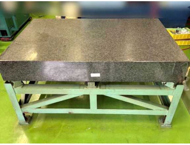 ขายโต๊ะระดับ O.S.S. นำเข้าจากญึ่ปุ่น ขนาด 1000x1500mm. ราคา 45,000 บาท