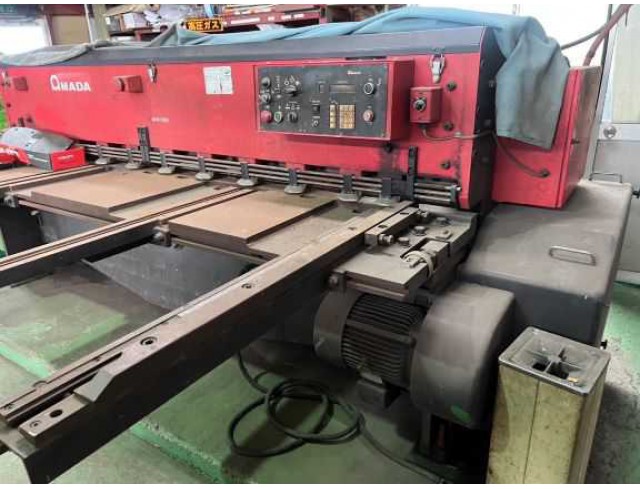 ขายเครื่องตัดเหล็กแผ่น AMADA M-2560 เครื่องนำเข้า ขนาด 8ฟุต ตัดหนา 6มม. ออโตแบ็คเกจ ราคา 365,000 บาท