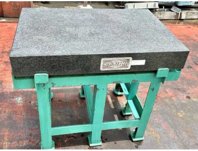 ขายโต๊ะระดับ O.S.S นำเข้าจากญี่ปุ่น ขนาด 600x900mm. ราคา 29,000 บาท