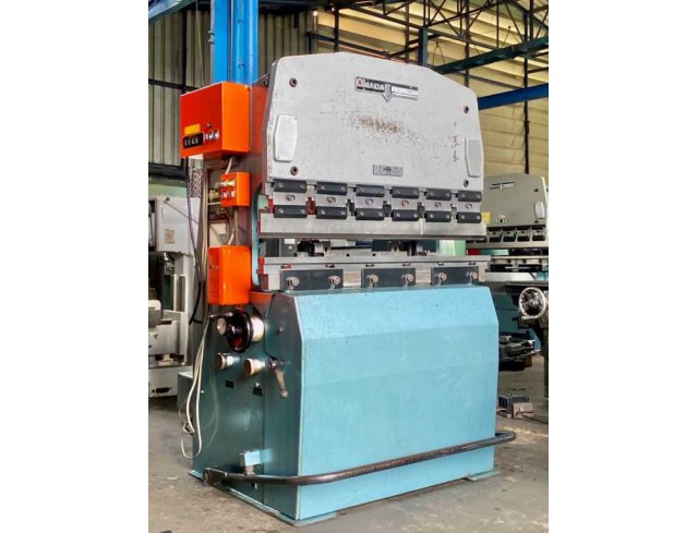 ขายเครื่องพับเหล็ก AMADA RG-35 เครื่องนำเข้า ขนาด 4ฟุต แบคเกจไฟฟ้า ราคา 185,000 บาท