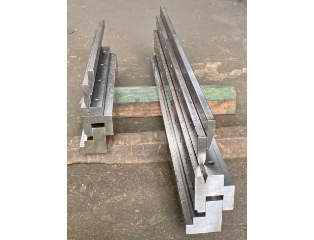 ขายชุด Hemming Bending เครื่องพับ AMADA ขนาด 4ฟุต ราคา 22,500 บาท