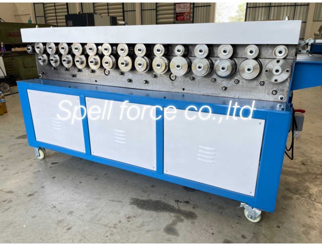 ขายเครื่องรีดหน้าแปลน หรือ เครื่องรีดดักท์ งานท่อลม 200,000 บาท