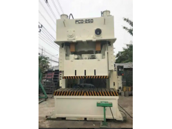 PRESS MACHINE PCO- 250 TON DOUBLE CRAN  ปี 1999