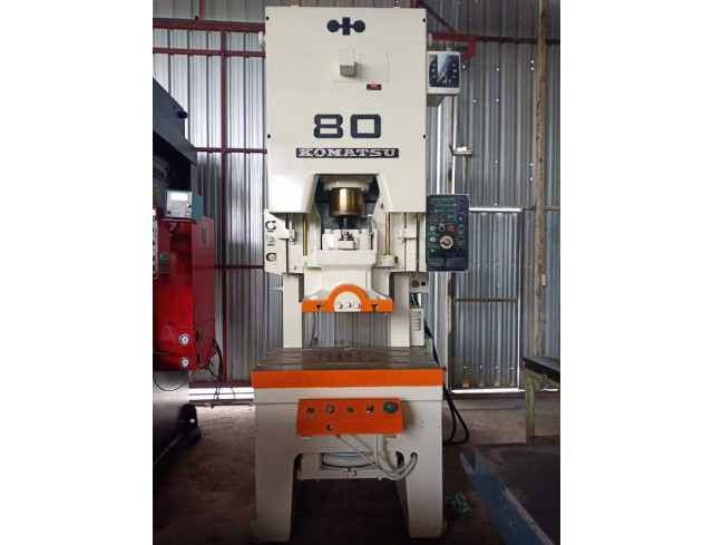 KOMATSU 80 ตัน   