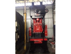 เครื่องปั้ม AMADA TP-150TON  ปี1981