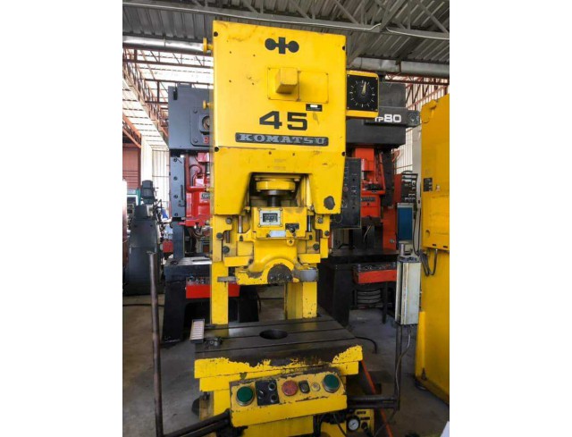 เครื่องปั๊ม 45ตัน  Komatsu 