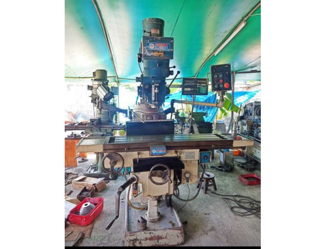 เครื่องมิลลิ่งM5 ออโต้ซ้ายขวาและออโต้ขึ้นลง 