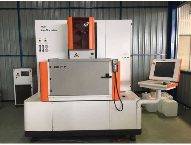 ขาย Charmilles CNC Wire Cut Machine model cut 20P ปี2013