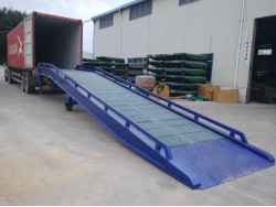 ขาย Mobile Ramp สะพานโหลดสินค้า ยี่ห้อ BlackBone