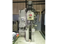 Friction welder machine