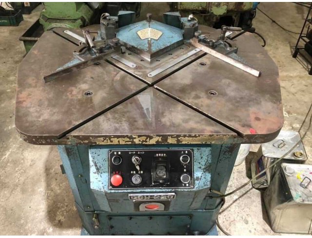 เครื่องบากมุม 2หัว