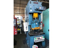 เครื่องปั้มญี่ปุ่น 60 ton