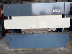 เครื่องพับ LVD 10 ฟุต 