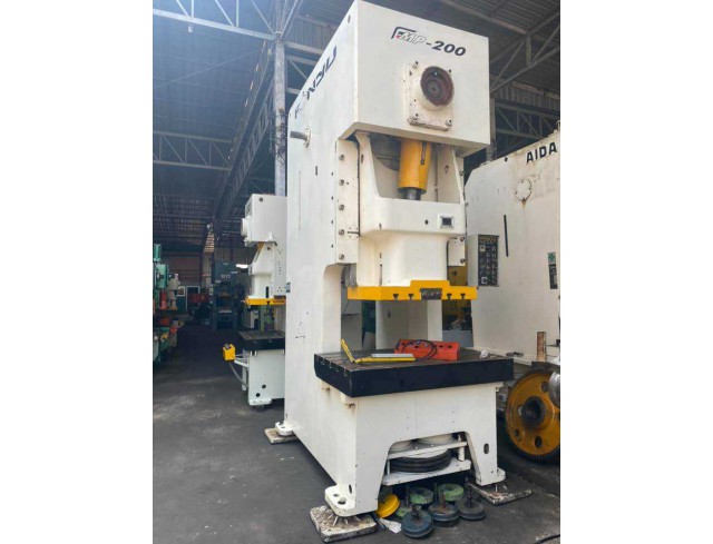 เครื่องปั้มFONYU 200 Ton