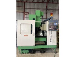 เครื่องCNC MACHINING CENTER ยี่ห้อ OKK 