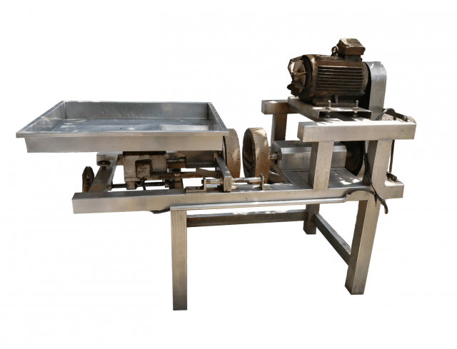 **** ขาย ***** เครื่องบดพริกแกงมือสอง สภาพดี  **** ขาย ***** เครื่องบดพริกแกงมือสอง สภาพดี