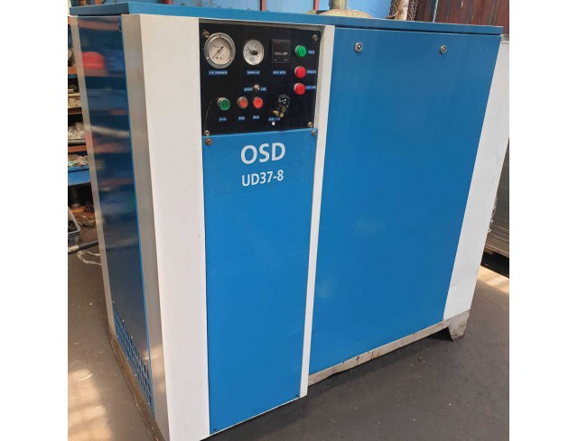 ขายปั๊มลมสกรูมือสอง 50 แรง ราคาต่อรองได้