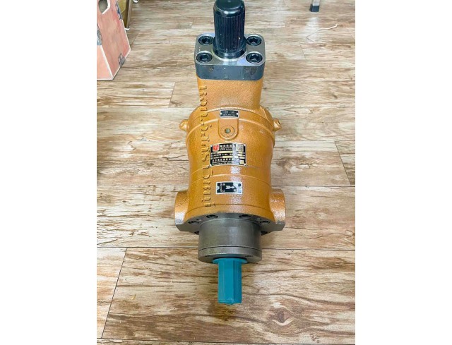 ปั๊มลูกสูบ แบบปรับได้ (Axial Piston Pump) YCY Series